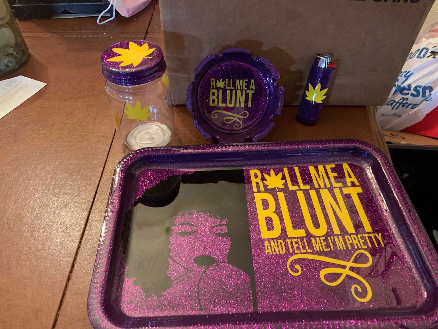 Rolling trays